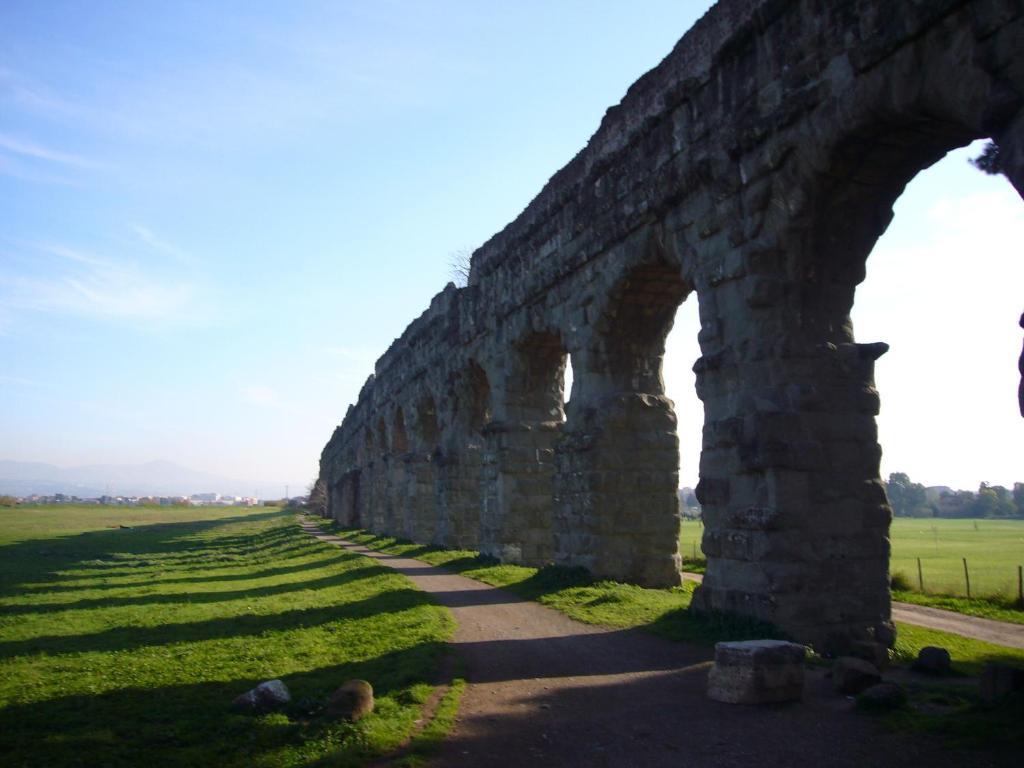 Appia Antica Resort Рим Экстерьер фото